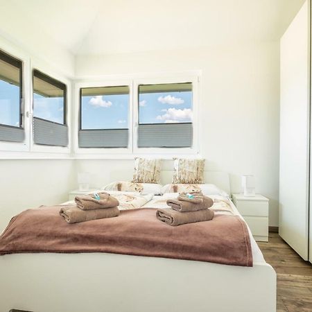 Luxurioese Penthaus Wohnung 阿尼夫 外观 照片