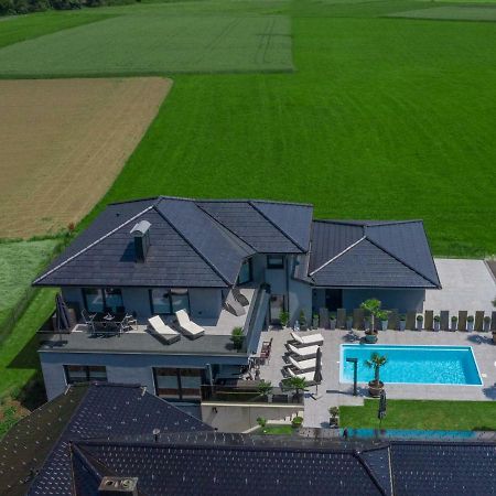 Luxurioese Penthaus Wohnung 阿尼夫 外观 照片