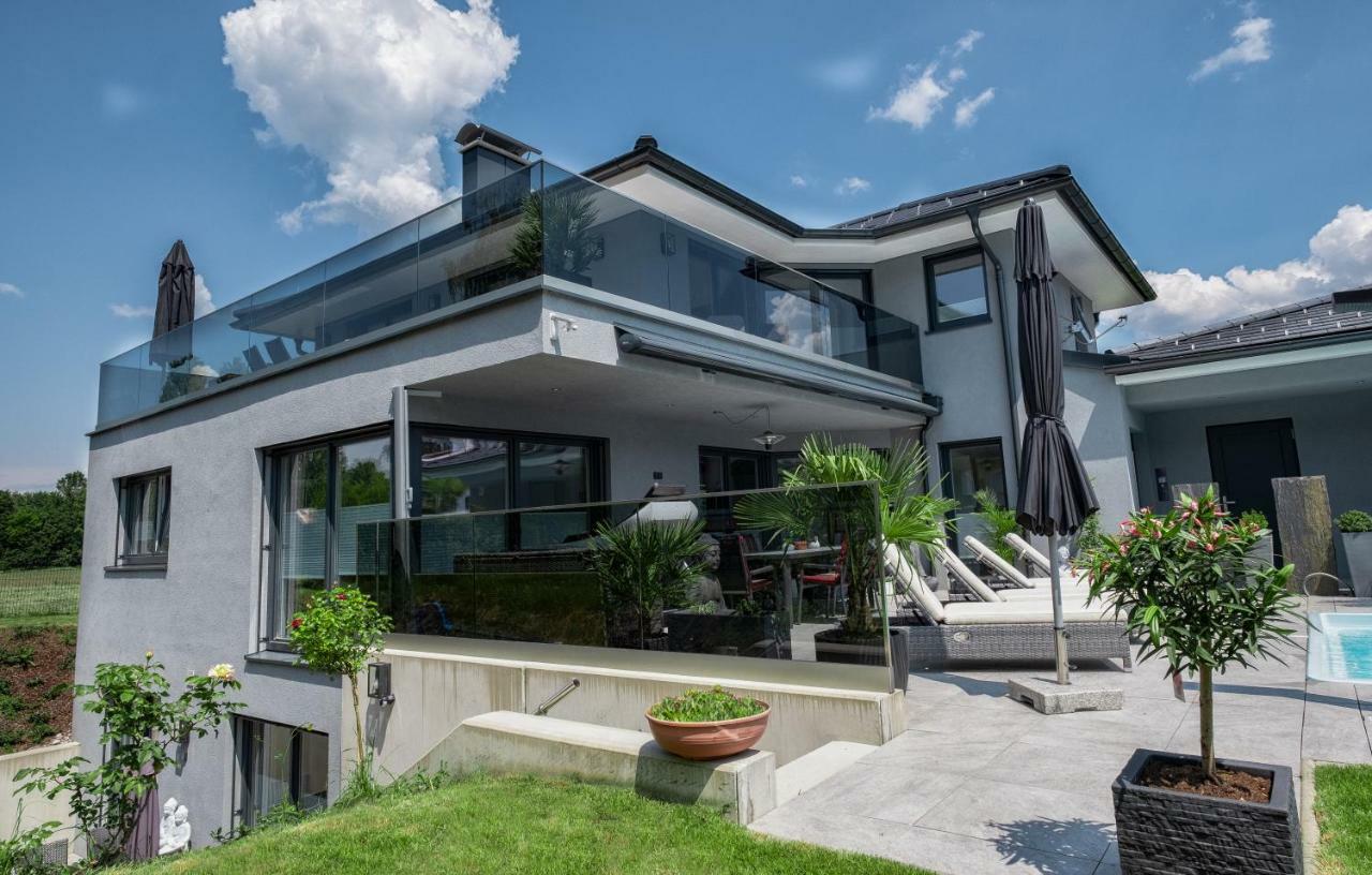 Luxurioese Penthaus Wohnung 阿尼夫 外观 照片